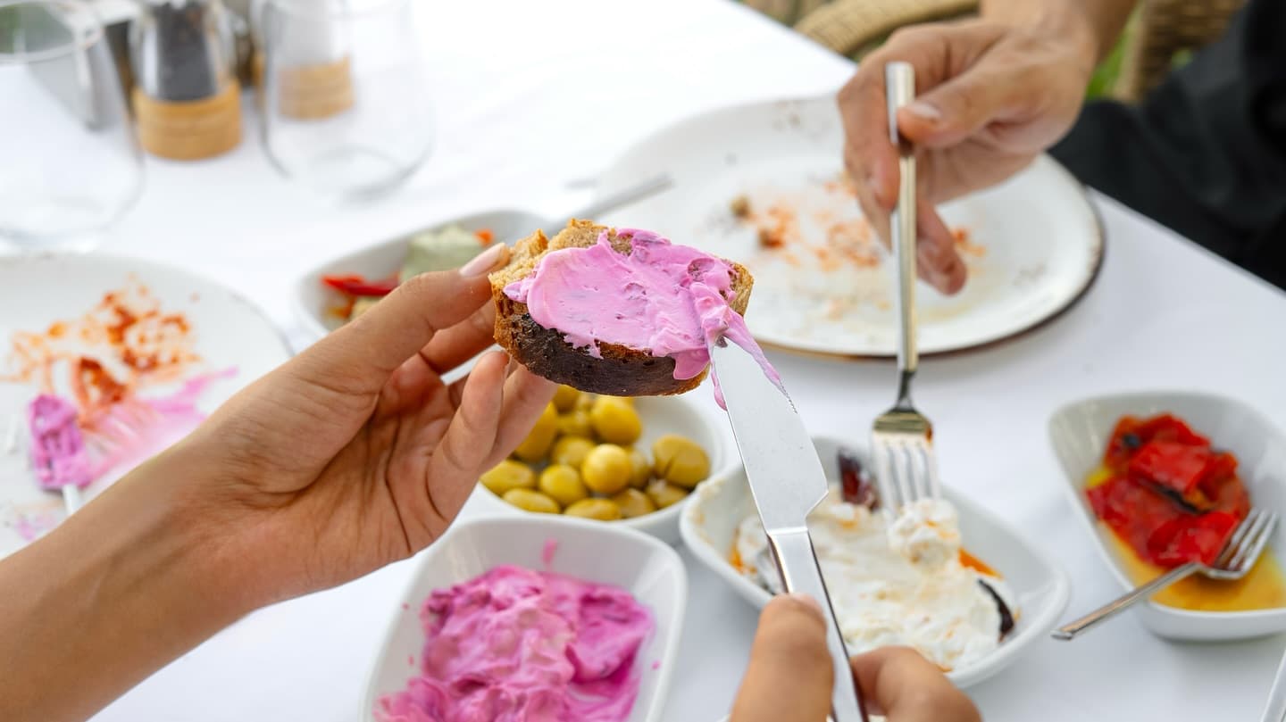 Etenna'da Zamanın Durduğu O Huzurlu Sofralar